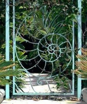 Glass and Metal Gates and Artworks by Jay Hoyt Curtis