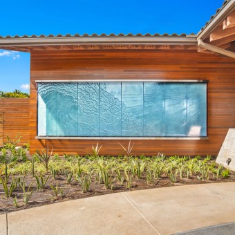 The finished piece installed in Maui